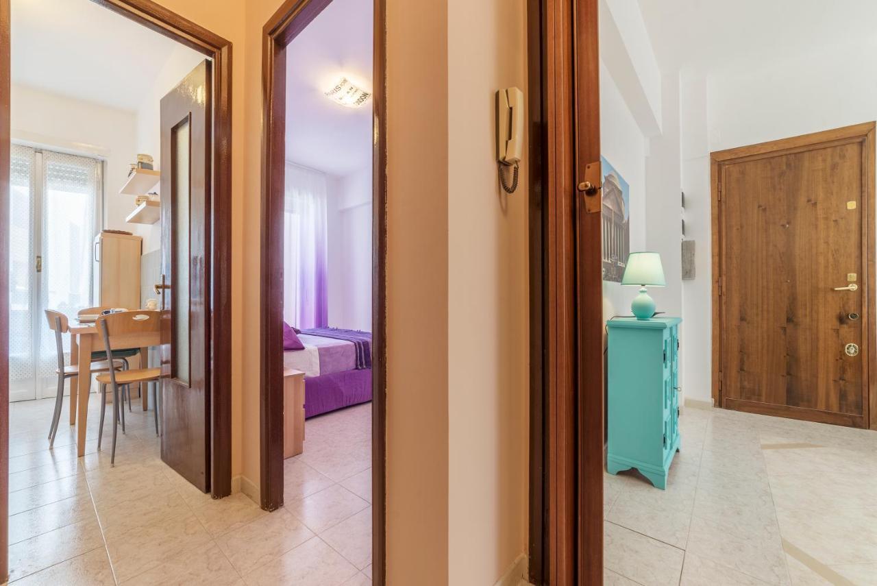 San Giovanni Apartment With Balcony Рим Екстер'єр фото