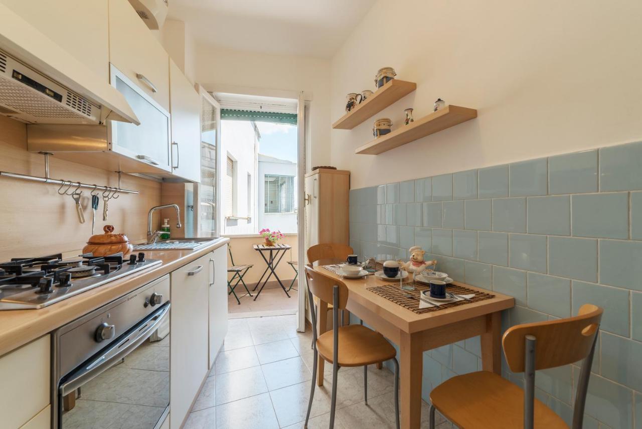 San Giovanni Apartment With Balcony Рим Екстер'єр фото