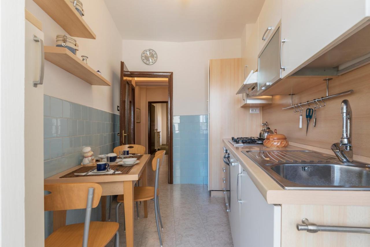 San Giovanni Apartment With Balcony Рим Екстер'єр фото
