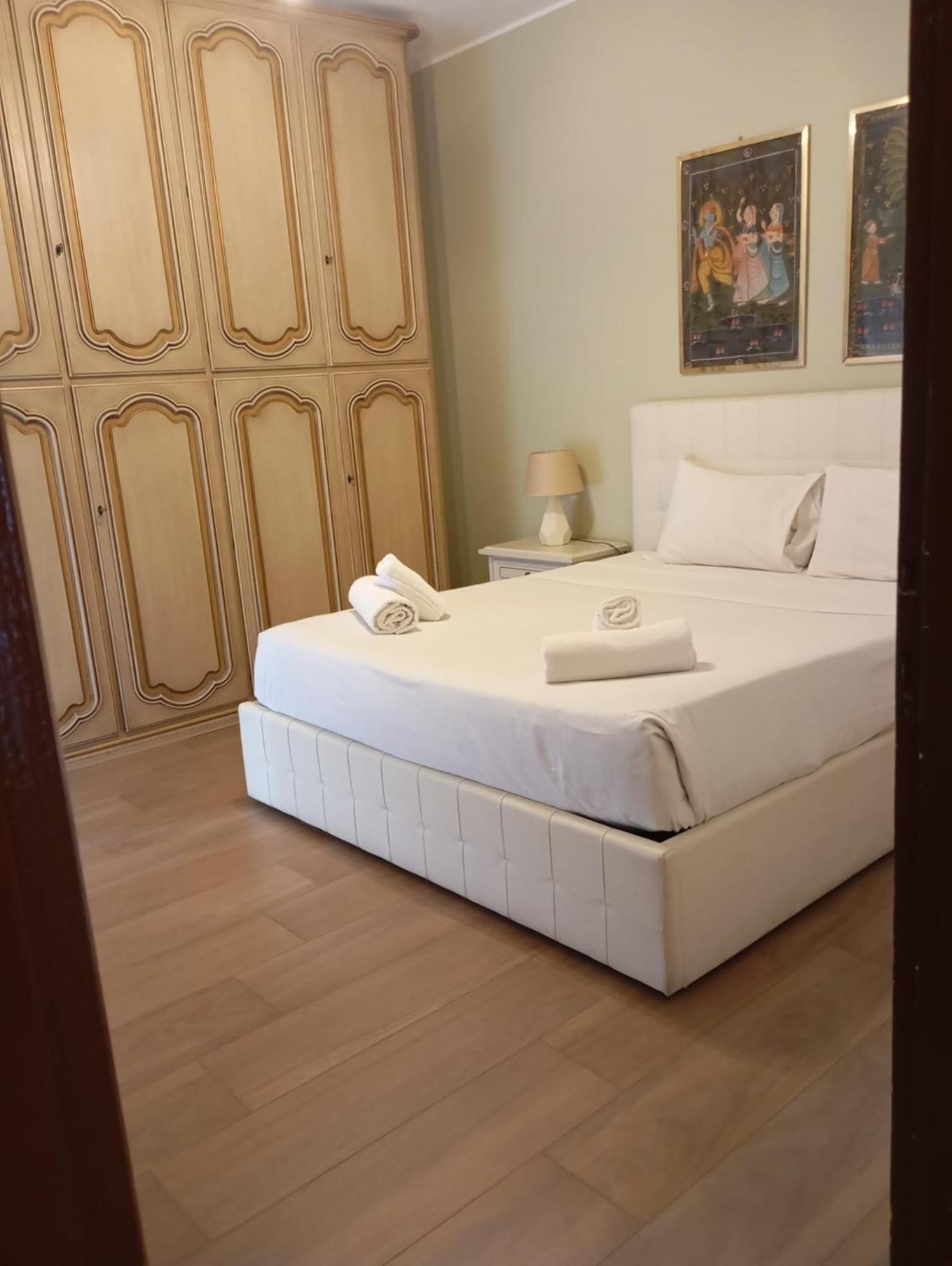 San Giovanni Apartment With Balcony Рим Екстер'єр фото